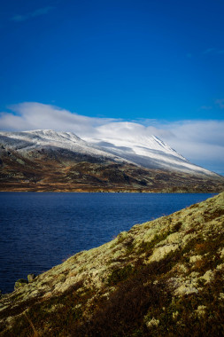 Gaustatoppen, heddersvann Okt 25, d-1