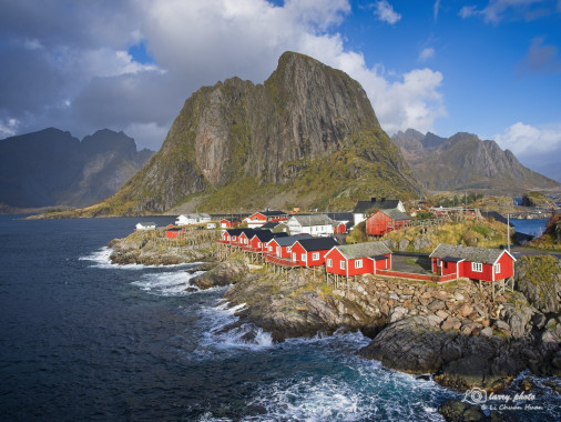 Red Rorbuer Beneath the Peak, Hamnøy