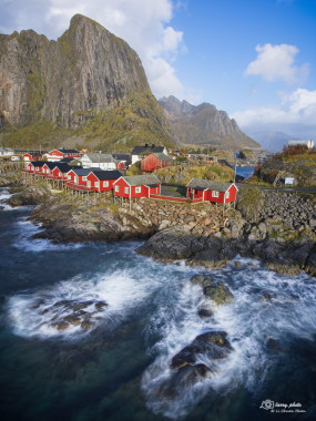 Tidewater at the Rorbuer, Hamnøy