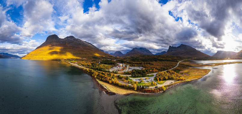 Storfjord autumn panorama